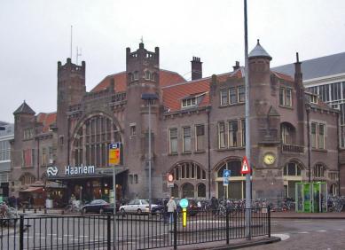 Station Haarlem Hoofdgebouw